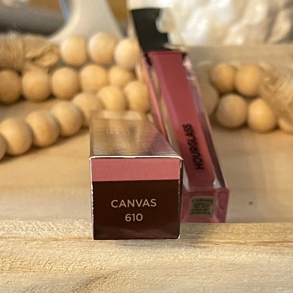 HOURGLASS Unreal High Shine Volumizing LipGloss In Canvas 610(True Rose) - Picture 11 of 11